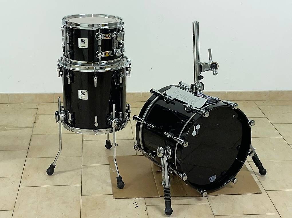 Strumenti musicali: Schlagzeug Sonor – Usato da Dättlikon venduto da man_ct9m