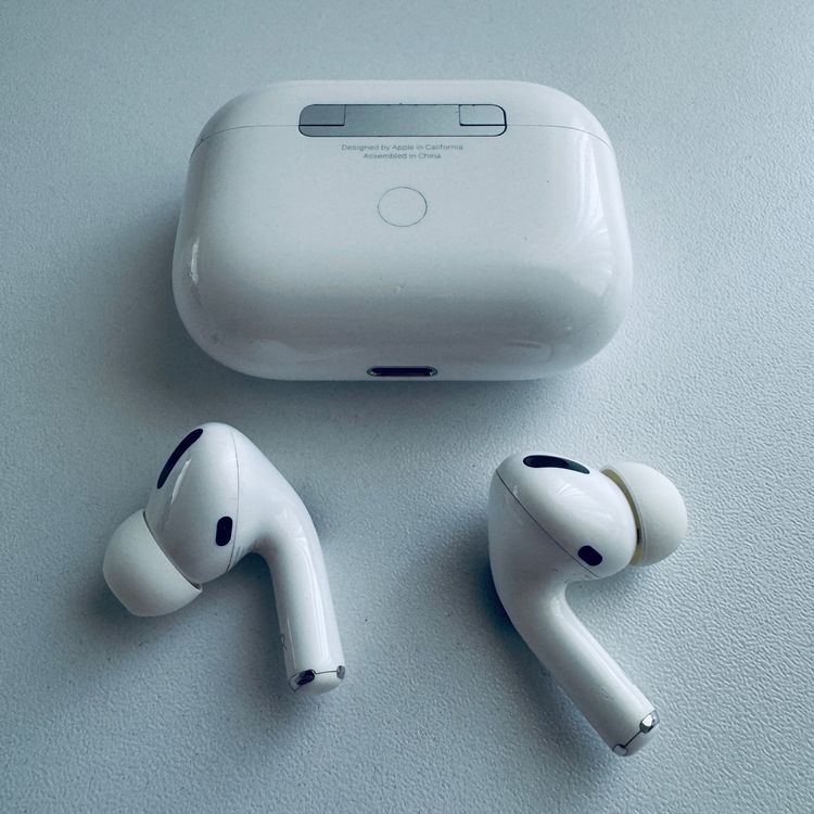 Apple Kopfhörer: Original Apple AirPods Pro 1 Gen. MagSafe Lightning C Kabel – Gebraucht aus Basel von MY.AIRPODS.SHOP 3