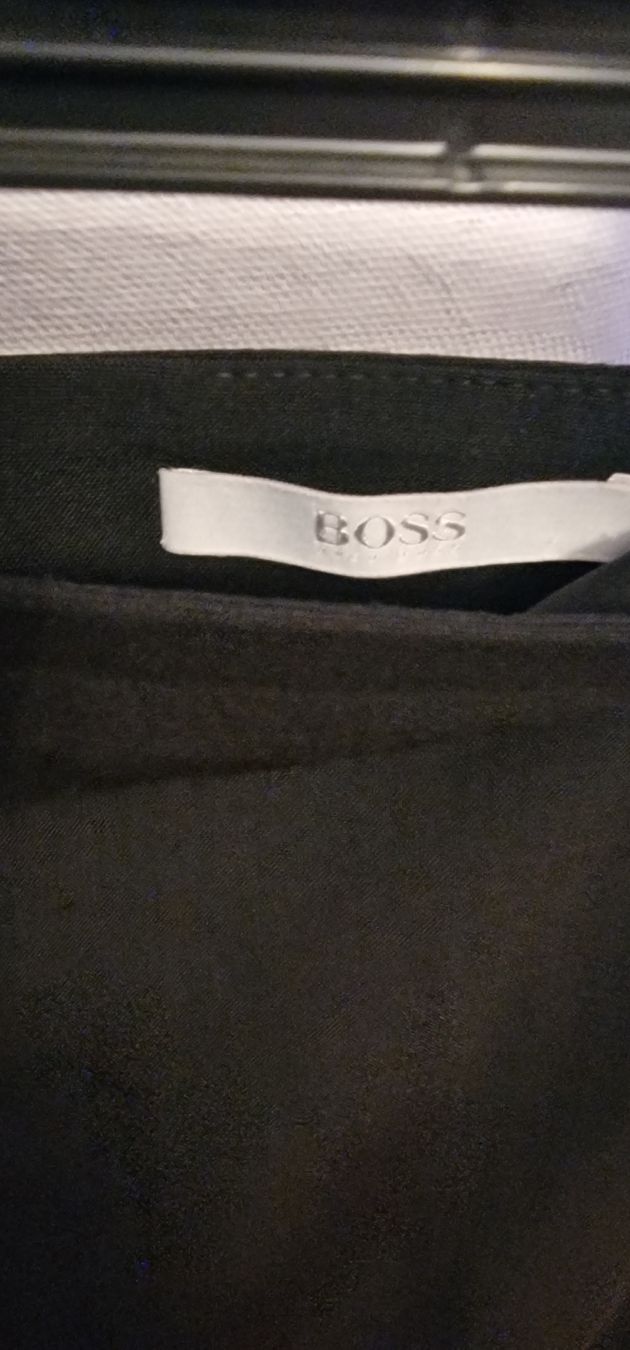 Hugo Boss Röcke: Hugo Boss Rock Gr 42 – Gebraucht aus St. Gallen von mania03 1