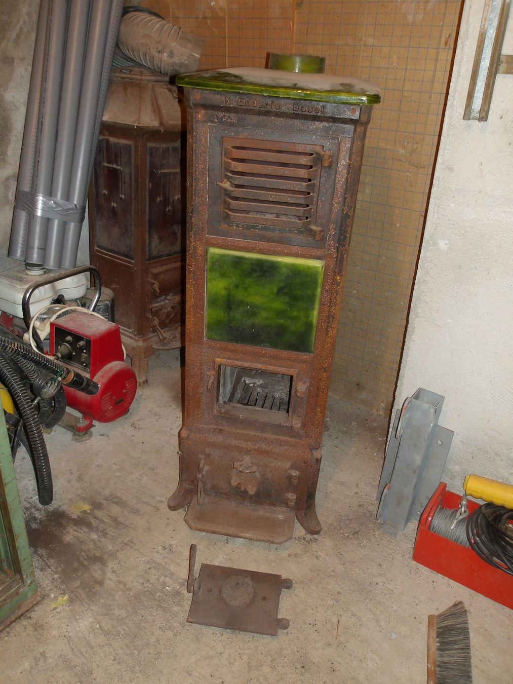 Altri mobili d'antiquariato: Antiker Ofen – Difettoso da Füllinsdorf venduto da Ghori 3