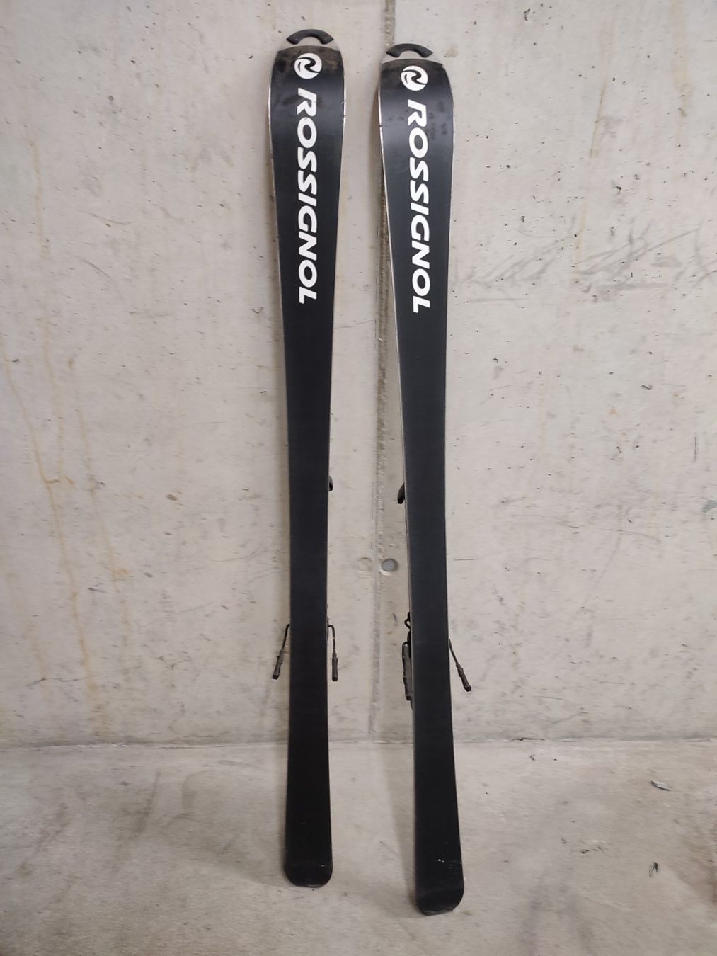 Rossignol Sci: Carving-Ski Rossignol Länge 150 – Usato da Biel/Bienne venduto da ruggi03 1