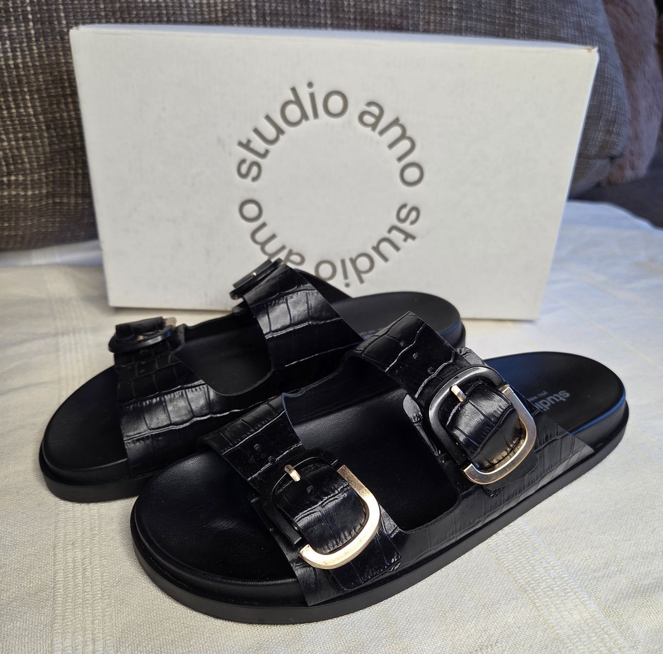 Scarpe da donna: Amo Studio Sandalen – Usato da Leissigen venduto da ali_k9v8 3