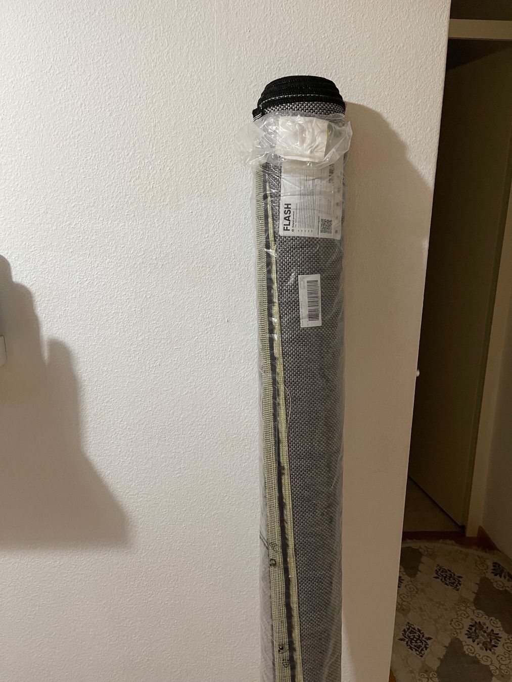 Teppiche: Schöner Fabrikneuer Teppich – Neu und originalverpackt aus Benglen von Shamily 2