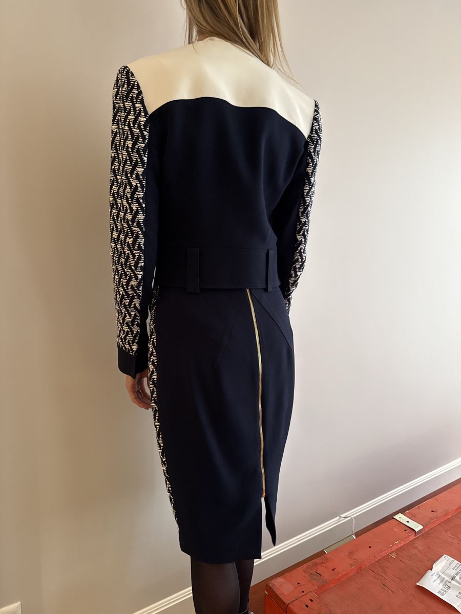 Completi & Tailleur: Roland Mouret Costume à franges brodées – Nuovo (secondo la descrizione) da Genève venduto da iry_67wr 1
