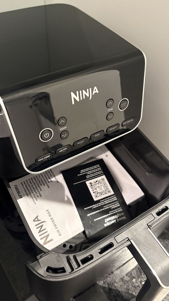 Elettrodomestici da cucina: Ninja Heissluftfritteuse NEU! 1 mal gebraucht – Nuovo (secondo la descrizione) da Zürich venduto da alivasalli 2