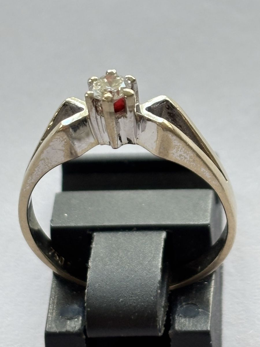 Anelli: Ring Weissgold / Diamant 18 Karat – Usato da Langnau am Albis venduto da flusspflege 2