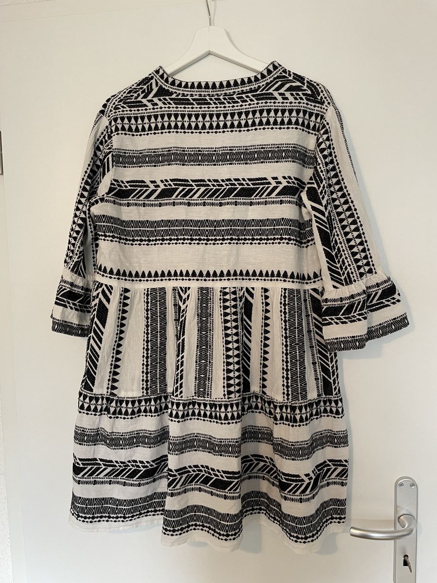 Kleider: Boho Chic Summer Dress, Black and White, Size M – Neu (gemäss Beschreibung) aus Roche VD von closetcleanse 5