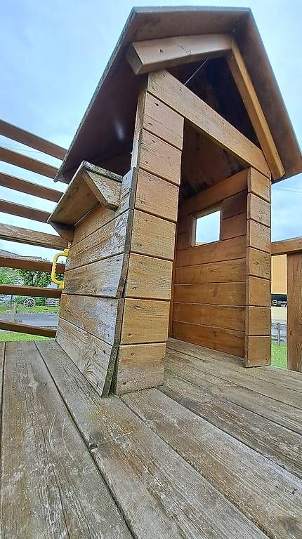 Casette per bambini: Cabane et balançoire pour enfants – Usato da Courgenay venduto da bobo-75 4