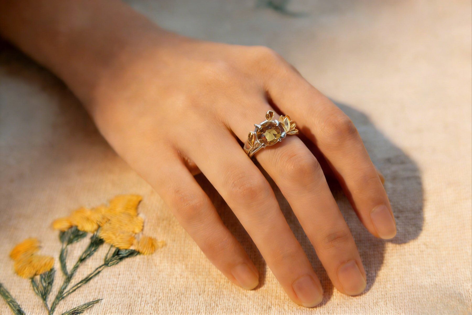 Anelli: NEW - S925 Citrine Ring (Adjustable) – Nuovo (secondo la descrizione) da Zürich venduto da cin_wcf6 6