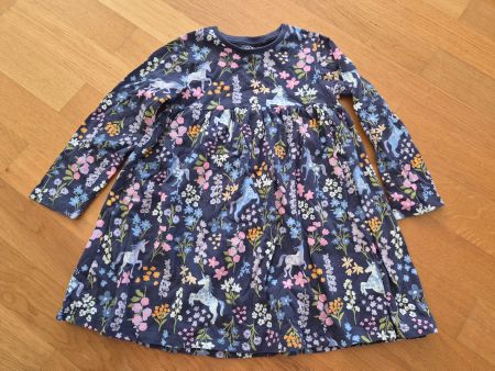 Kleid mit Einhörnern und Blumen Next Gr 110