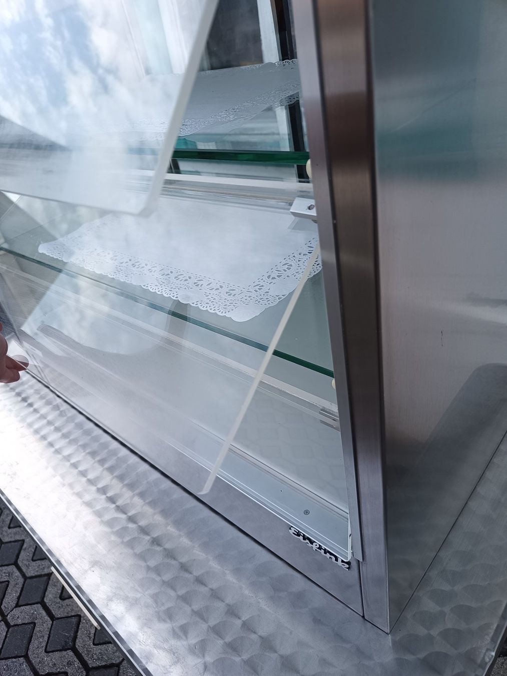 Frigoriferi: Eisfink Kühlvitrine – Usato da Oberegg venduto da A-Z.Handel.Loehrer 1