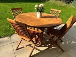 Table de jardin ronde en teck massif + 4 chaises pliantes