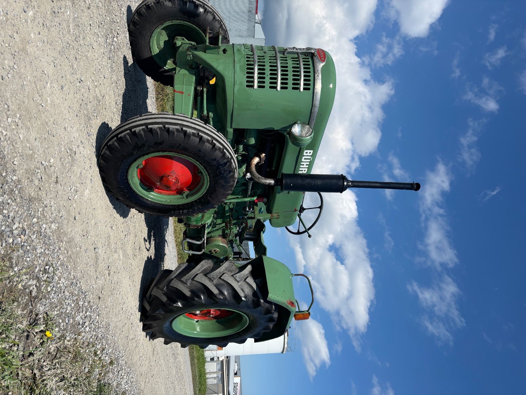 Trattori: Bührer Traktor MFD 4/10 – Usato da Montlingen venduto da gia_5h5c