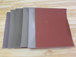 35 Bogen Schleiftücher von SIA, div. Körnungen 80-320 + PO