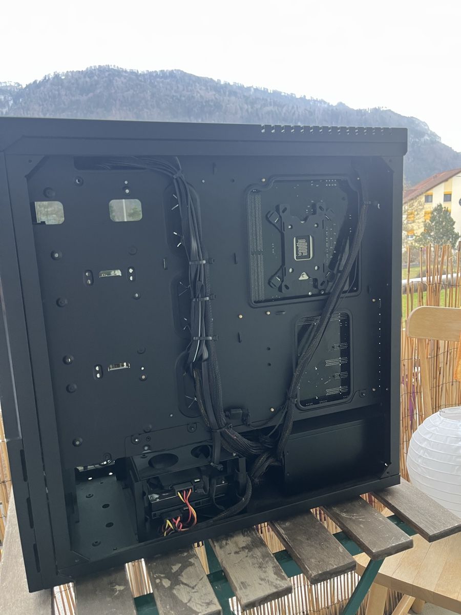 PC: PC Gaming en parfait état – Usato da Moutier venduto da Kashh 6