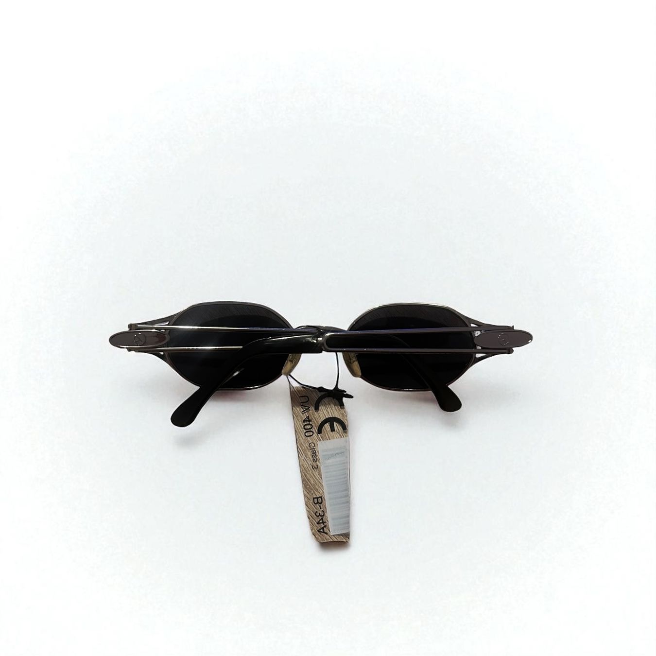 Occhiali & Lenti: Lunettes de soleil vintage style rétro – Nuovo e nell'imballaggio originale da Hauterive NE venduto da Leo_o 2