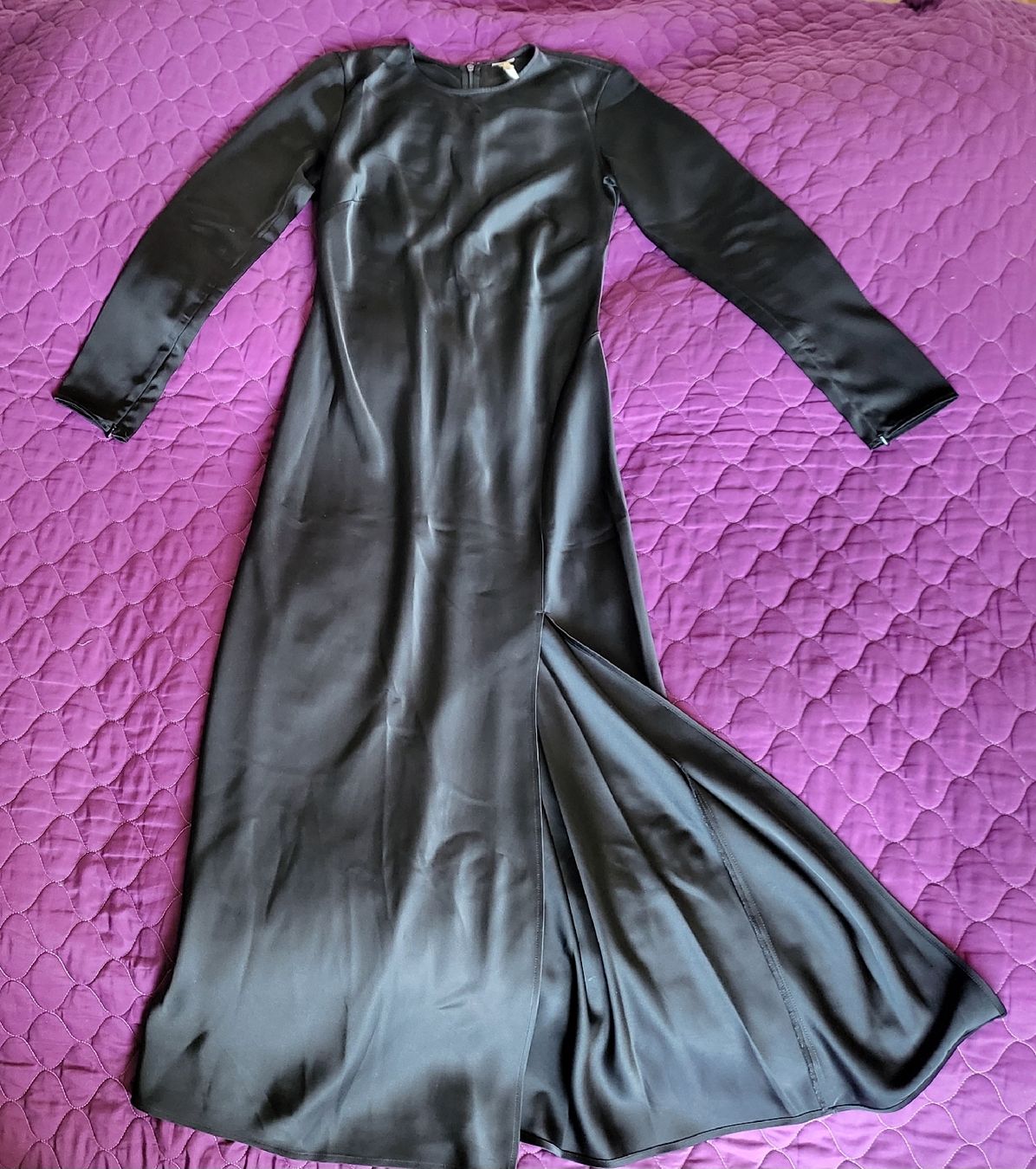 H&M Vestiti: Maxikleid aus Satin – Usato da Uetikon am See venduto da dar_75gg