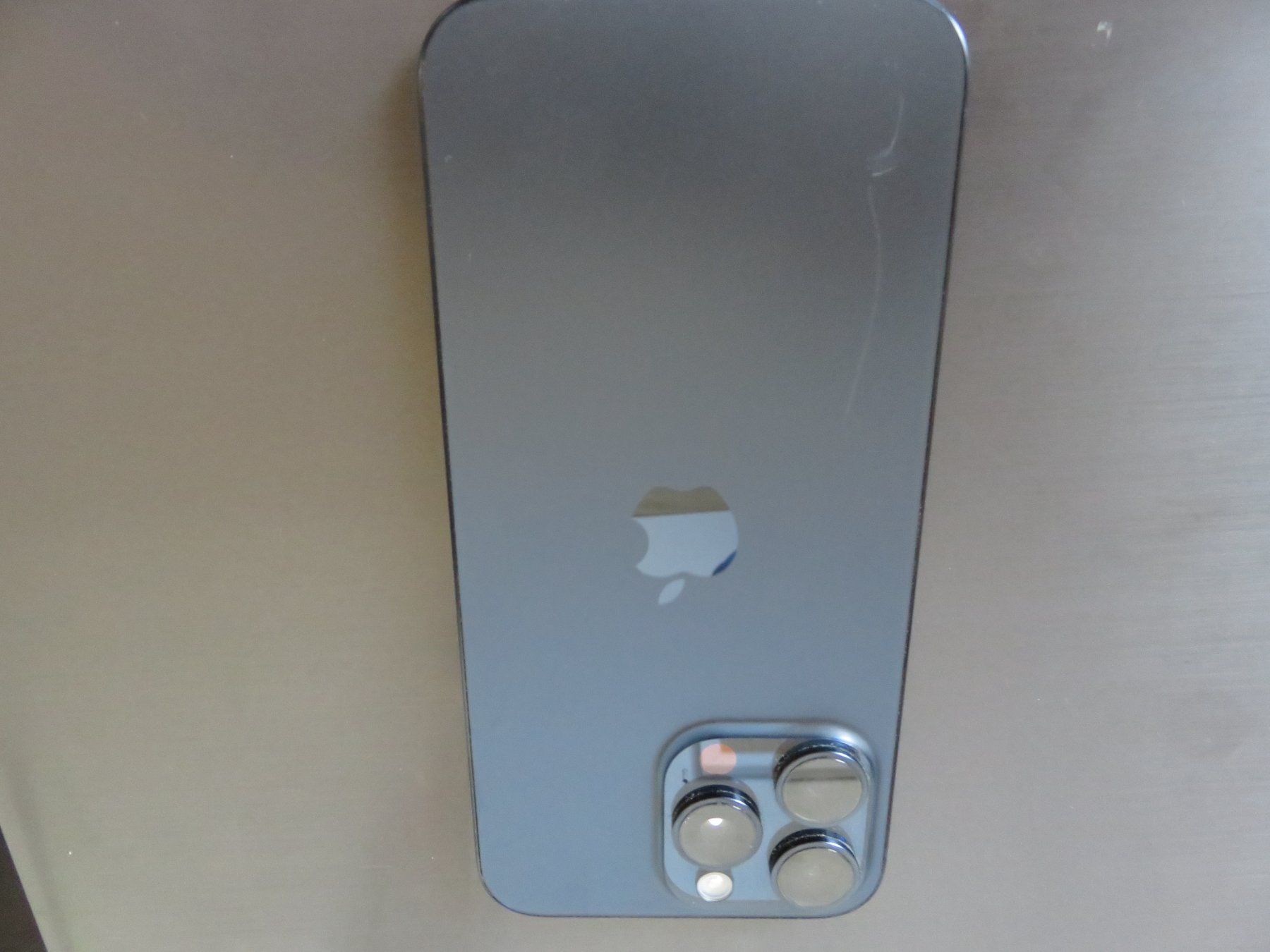 Apple Telefoni cellulari / Smartphones: I Phone 15 Pro Max – Usato da Ranflüh venduto da Mkisio 1