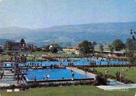 Büren an der Aare BE // Schwimmbad