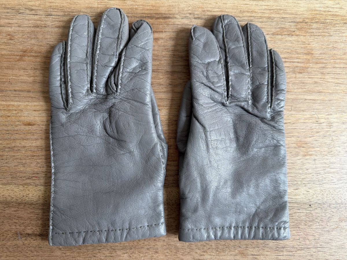 Guanti & manicotti: Echte Lederhandschuhe Damen Herbst/Winter Grau – Usato da Birmensdorf ZH venduto da PolzerJ1 2