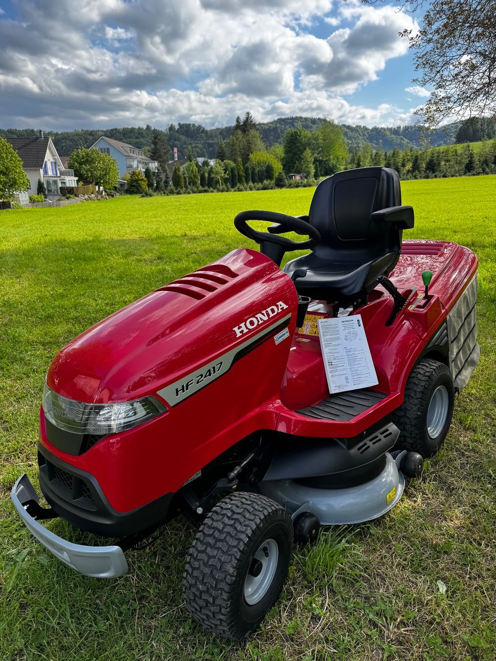 Honda Tagliaerba: Rasentraktor Honda 2417 – Usato da Niederuzwil venduto da Michael1990_