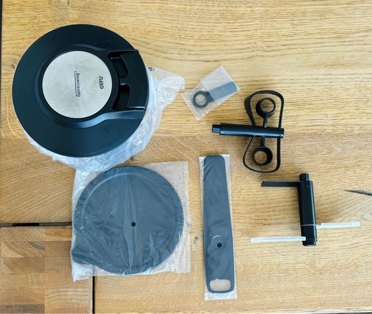 Elettrodomestici da cucina: GEFU Multizerkleiner Speedwing, neu und ungenutzt – Nuovo (secondo la descrizione) da Olten venduto da JanickH01 1