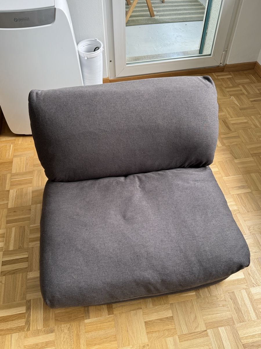 Poltrone: Bodensessel Stuhl mit Bettfunktion – Usato da Oberrieden venduto da pio_d2vx