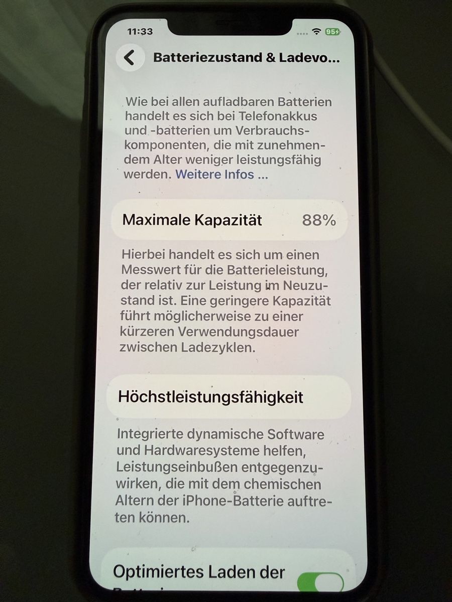 Apple Handys / Smartphones: iPhone 11 Pro Max 64GB  – Gebraucht aus Grosswangen von winkelfeld 9