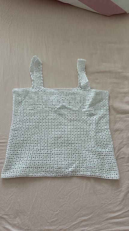Top: Diverse Tops, 3-5CHF – Usato da Basel venduto da jane_2h95 1