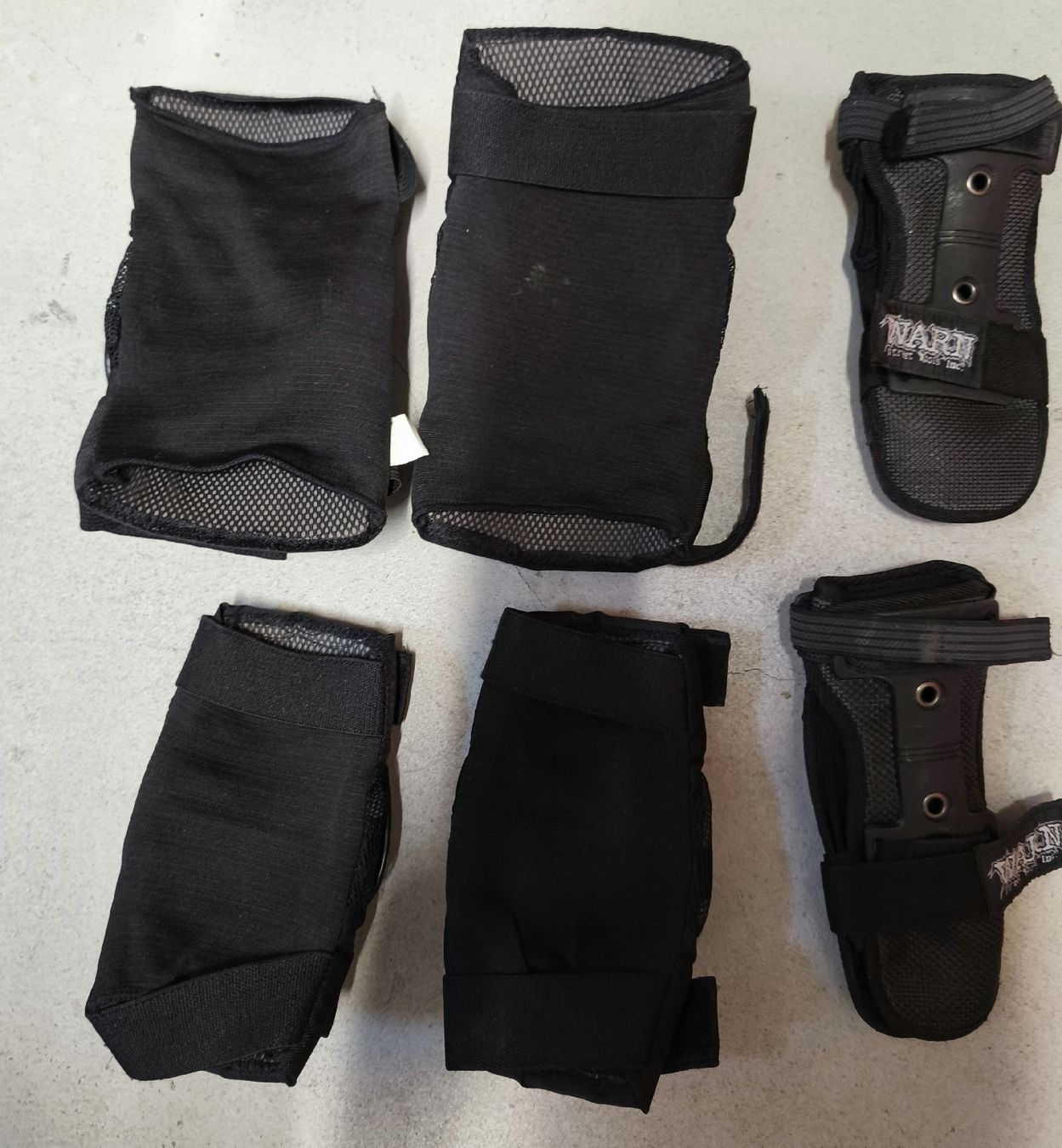 K2 Patins à roul. & inline: Rollerblade Inlineskates Grösse 37.5 inklusive Schutzset – D'occasion à Winterthur par leovale 5