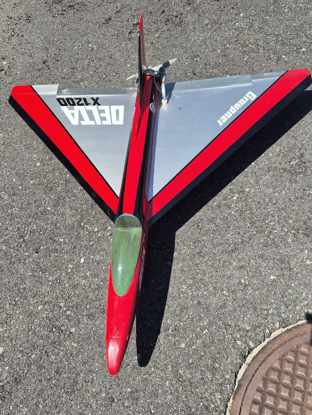 RC Kits de montage: Delta X1200 Graupner – Défectueux à Wattenwil par hps_z6w9