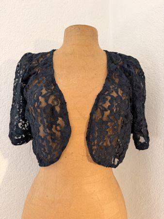 Boléro en dentelle noire élégant - Taille S, été 48