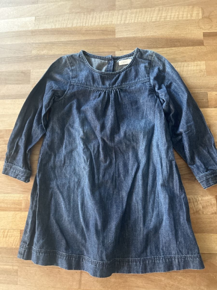 Next Vestiti & Gonne: Next Jeanskleid blau Grösse 104 – Usato da Basel venduto da HugChristine