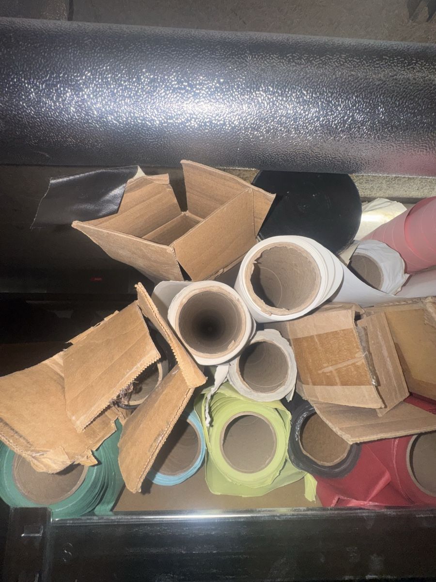 Altri Accessori: Papier Hintergrundrollen (20+) – Usato da Wallisellen venduto da nicksoland