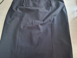 Blauer eleganter Rock, zeitloser Klassiker, Grösse 44