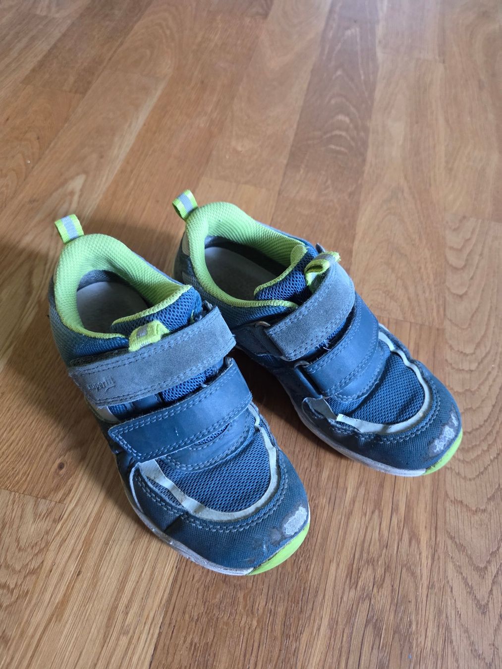 Chaussures filles: Schuh-Paket Grösse 30 – D'occasion à Uster par luracamo 1