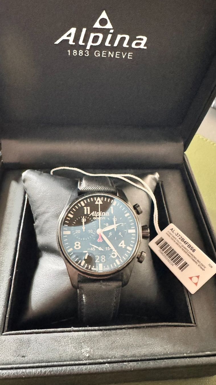 Alpina Orologi: Alpina Startimer Pilot Chrono Big Date 44mm – Usato da Jona venduto da BQ.Goods