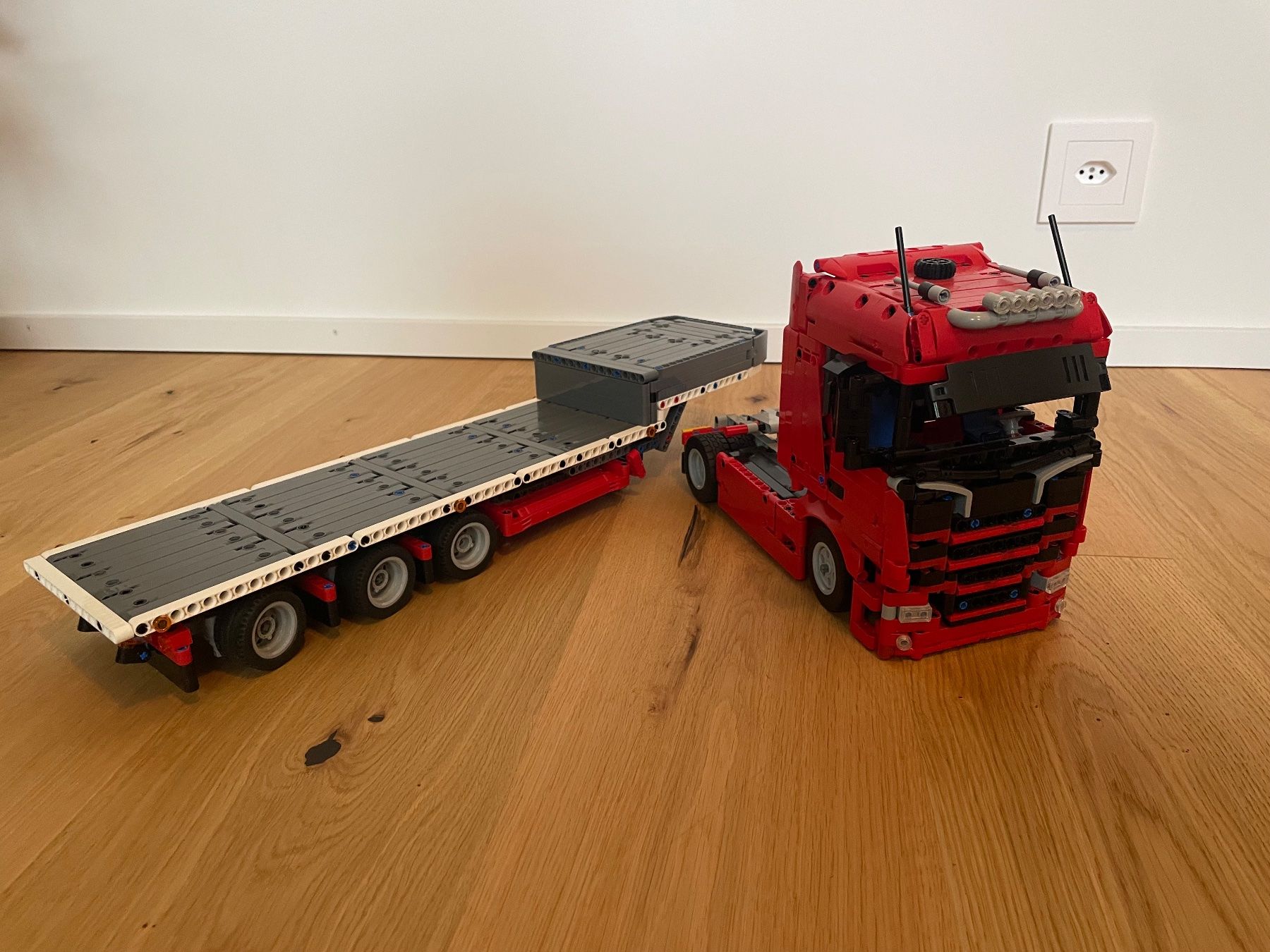 Lego Kit di costruzioni: Lego Technic - Scania Lastwagen & Anhänger – Usato da Salmsach venduto da ram82 2
