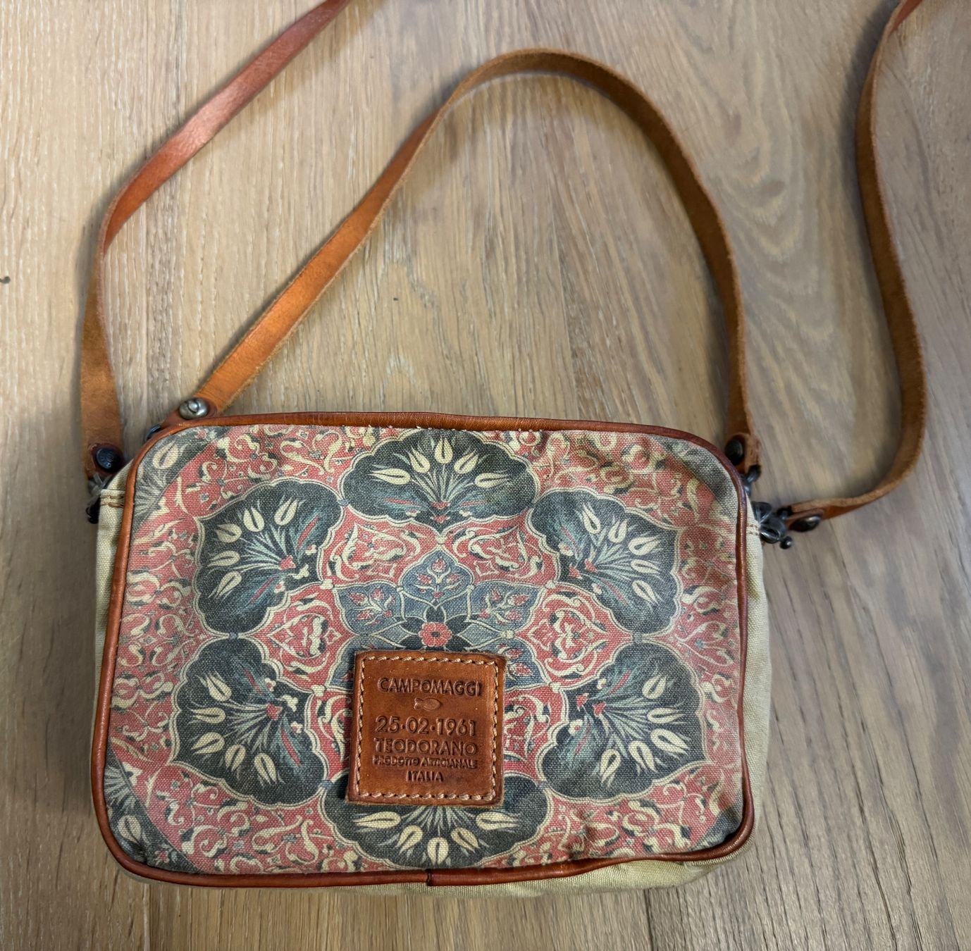 Campomaggi Borse da donna: Kleine CAMPOMAGGI TASCHE aus Canvas + Leder – Usato da Rothrist venduto da Luckywinner 3