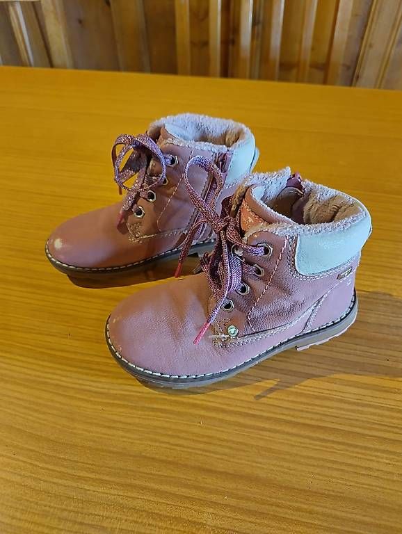 Scarpe per ragazze: Chaussures fille T. 26 – Usato da Maracon venduto da AnaelleChev
