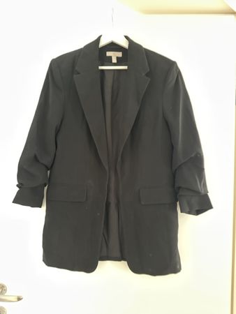 Schwarzer H&M Blazer, Gr. XS - Zeitloser Klassiker für den F