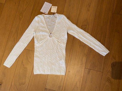 Sandro Top: New Sandro cut-out top - S – Nuovo e nell'imballaggio originale da St-Sulpice VD venduto da juhdu 2