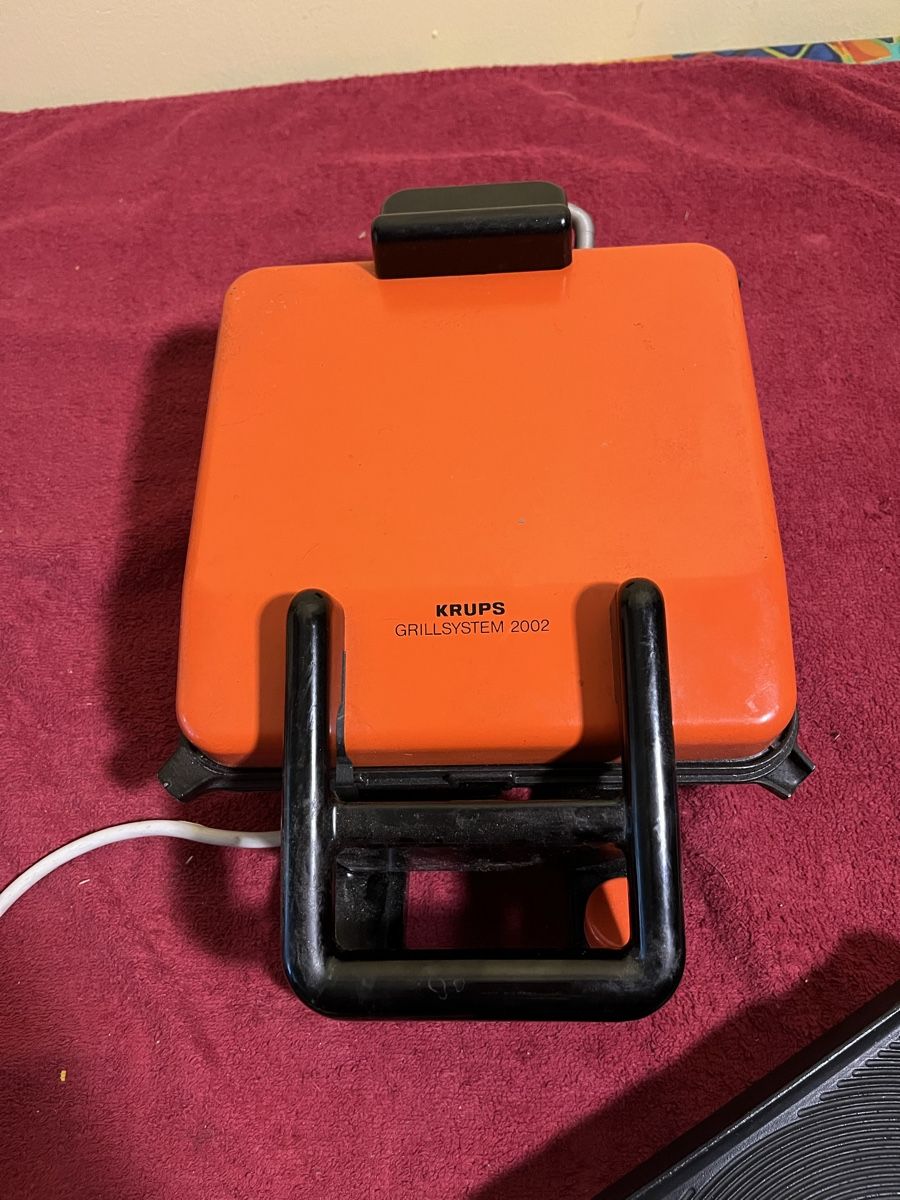 Krups Appareils de cuisine: Krups Grillgerät Grillsystem 2002 mit zwei Platten – D'occasion à Hindelbank par Warentaxi