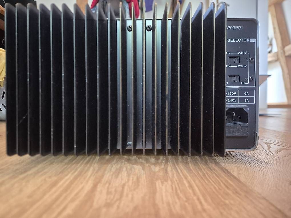 Elektrotechnik: Labornetzgerät, GWINSTEK GPC-3030, 2 Kanal, 5V Fixed – Gebraucht aus Humlikon von xen_p28s 2