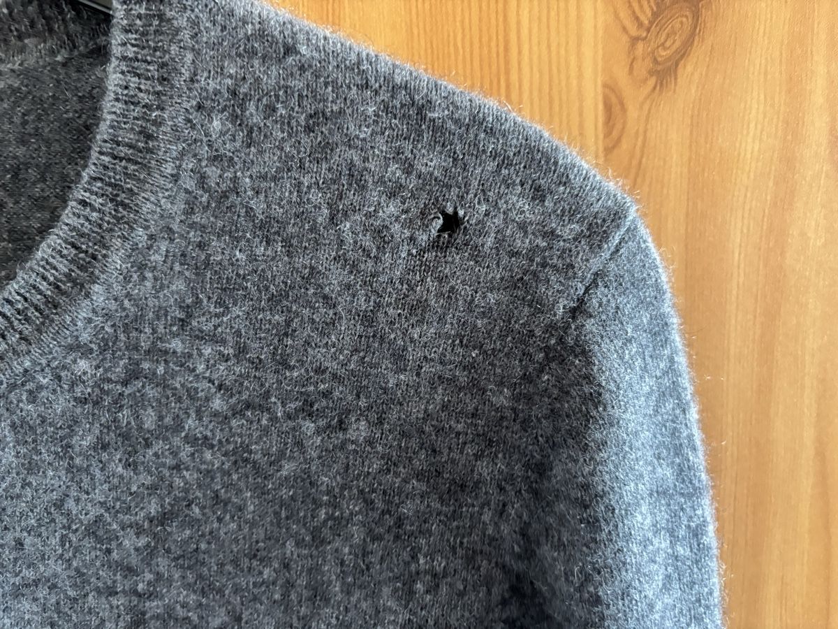 Gerry Weber Pullover & Sweatshirts: Gerry Weber Kaschmir Pullover grau, Grösse 34, mit Loch – Gebraucht aus Seengen von Jeanine85 2