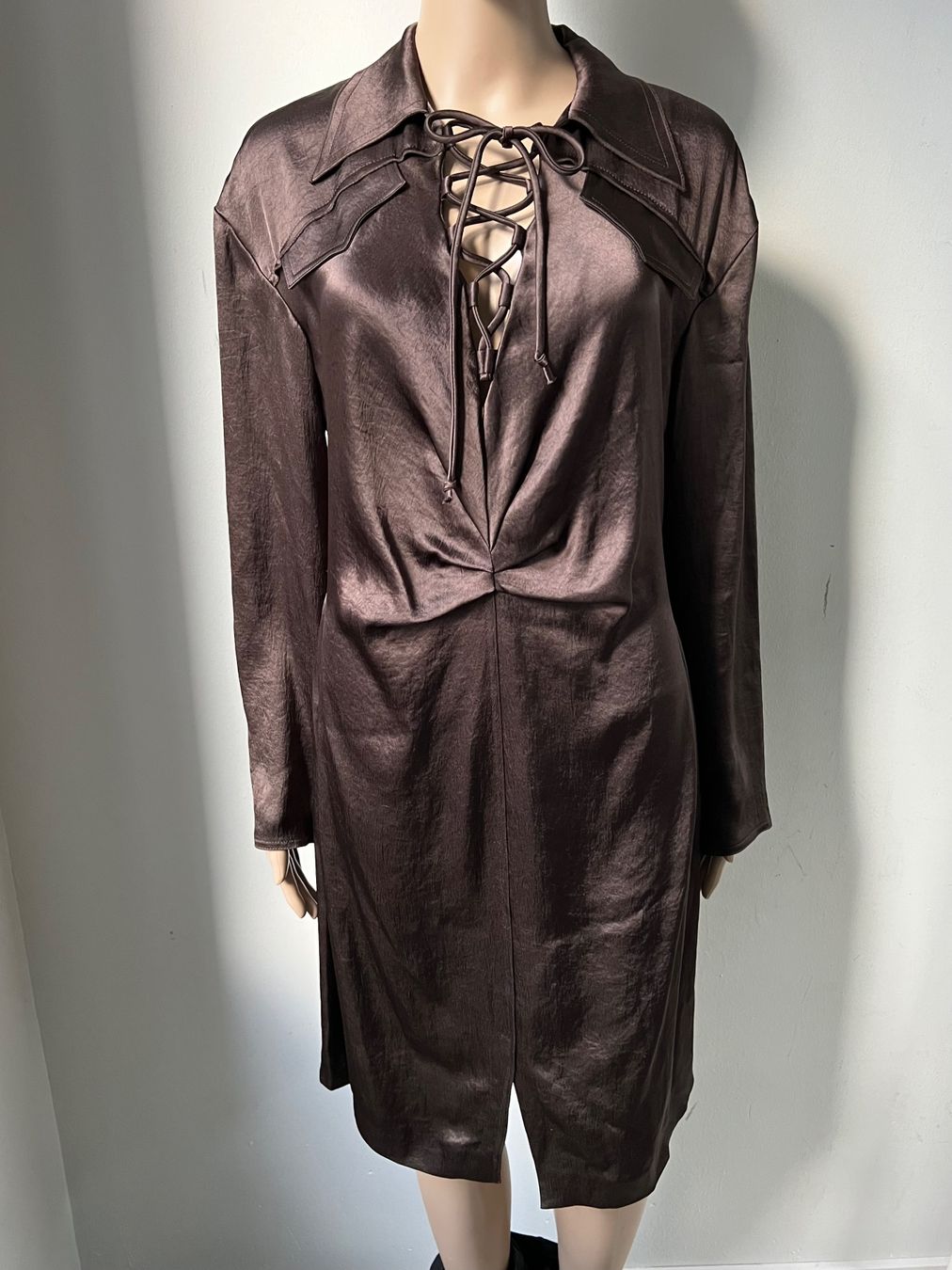 Kleider: NANUSHKA Kleid 🤎 – Gebraucht aus Zürich von ClosetQueen