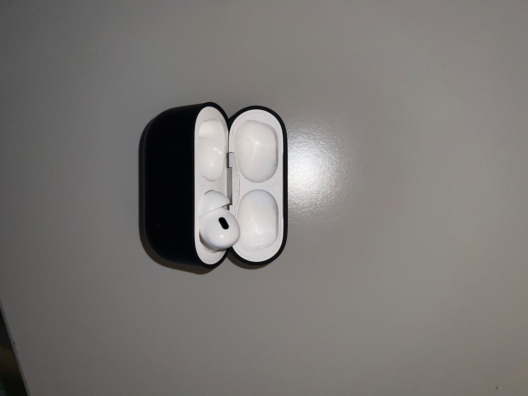 Apple Kopfhörer: AirPods Pro 2 – Gebraucht aus Zürich von maritaf
