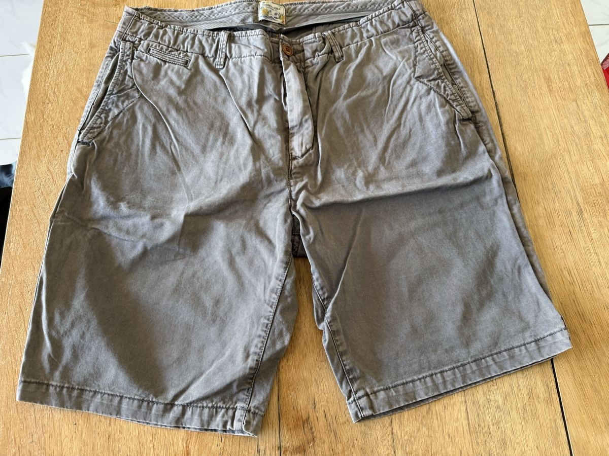 Maison Scotch Pantaloni: Graue Scotch & Soda Hose Gr. 34 – Usato da Flüh venduto da domiri