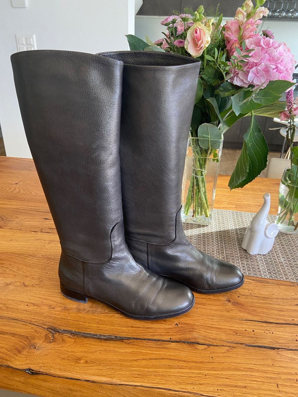 Navyboot Chaussures femmes: NAVYBOOT - Bottes en Cuir Bronze - 39 – D'occasion à Chardonne par teenyweeny