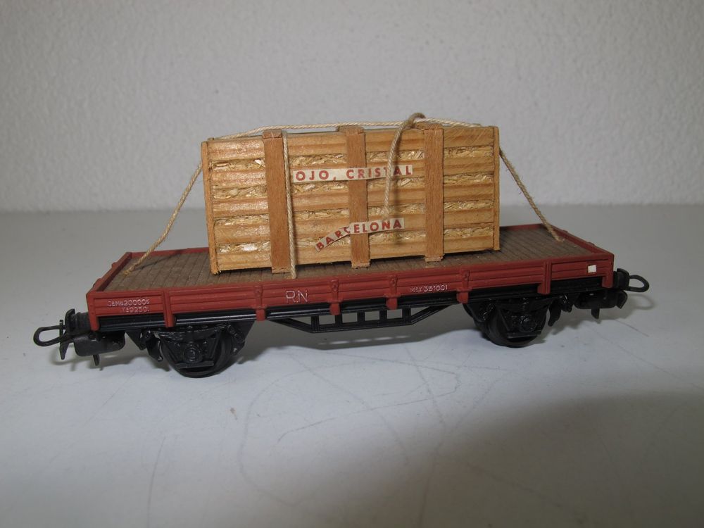 9 wagons marchandises Marque Electrotren différents états boites d